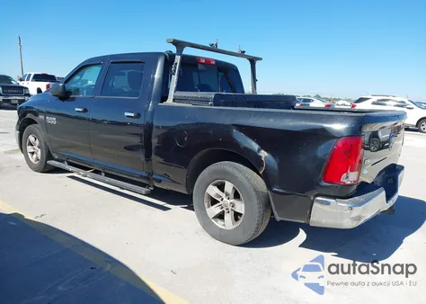 2017 Ram 1500 Slt 4X2 6'4 Box z USA, uszkodzony, nr VIN 1C6RR6TT1HS576127